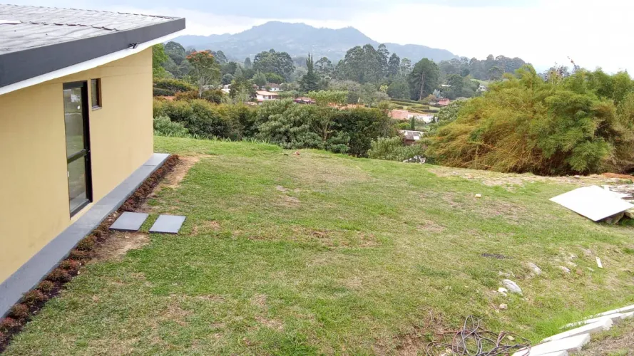 Finca en venta en El Carmen De Viboral, El Carmen de Viboral, 4440 m² · foto 8 de 17