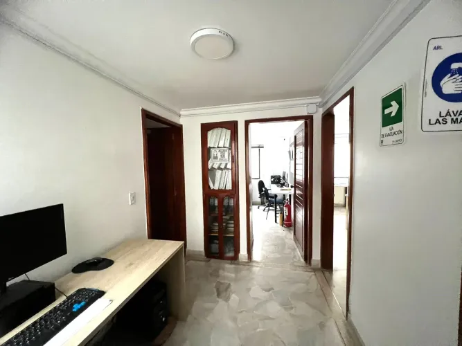 Apartamento de 4 alcobas en venta en Las Acacias, Medellín, 150 m² · foto 12 de 19