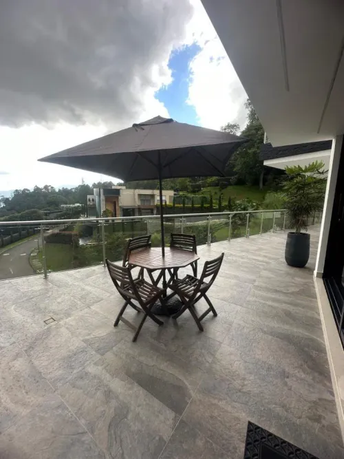 Casa de 5 alcobas en venta en Vía Las Palmas, Envigado, 1920 m² · foto 18 de 24
