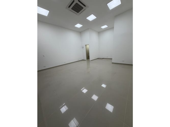 Oficina en arriendo en Noel, Medellín, 41 m² · foto 3 de 5
