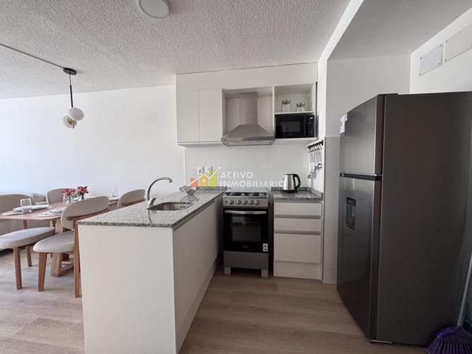 Alquiler apartamento amoblado 1 dormitorio + balcón + garage - Tres Cruces · Foto 4
