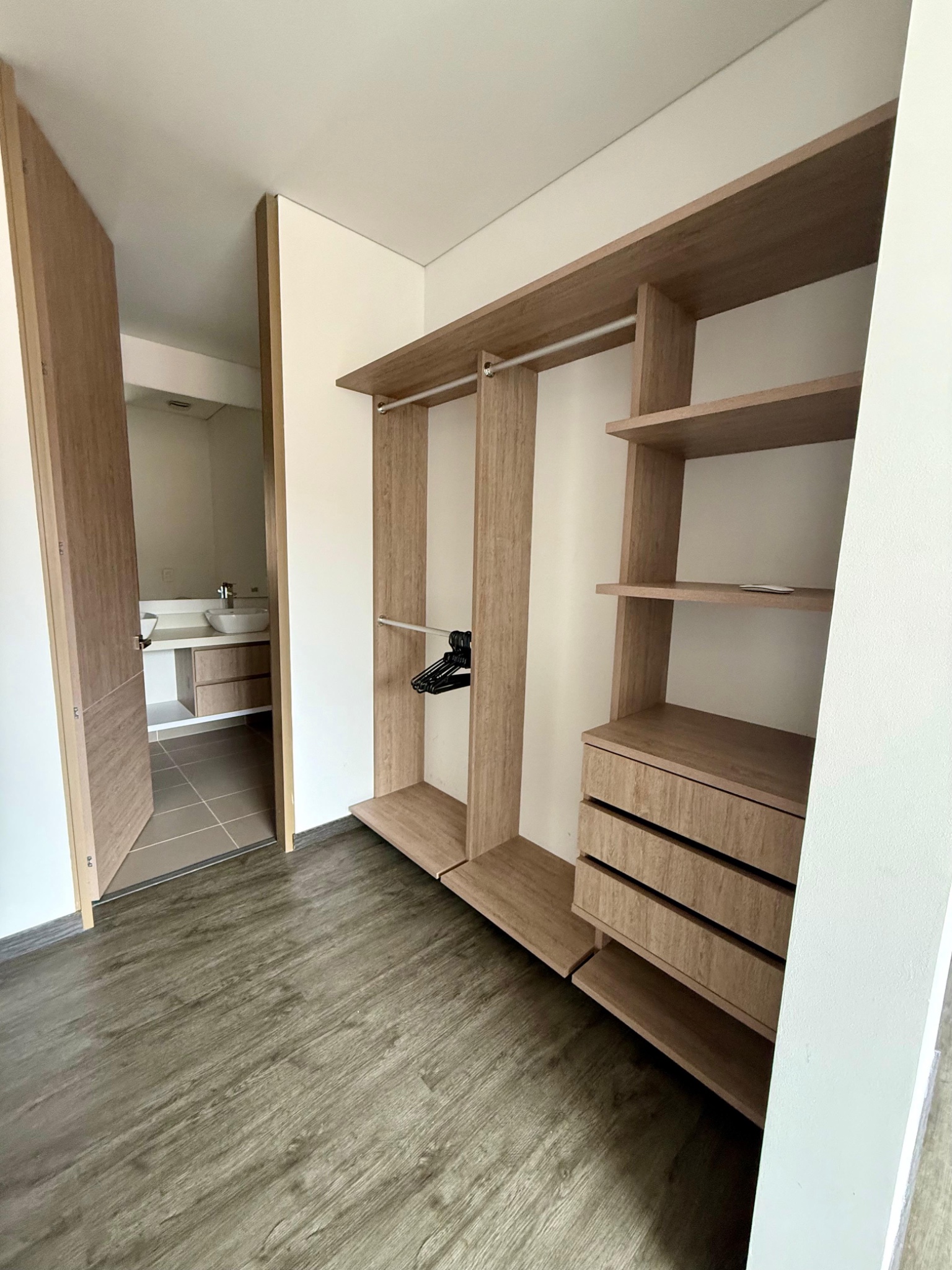 Apartamento en arriendo en La Carolina, Bogotá · foto 11 de 22