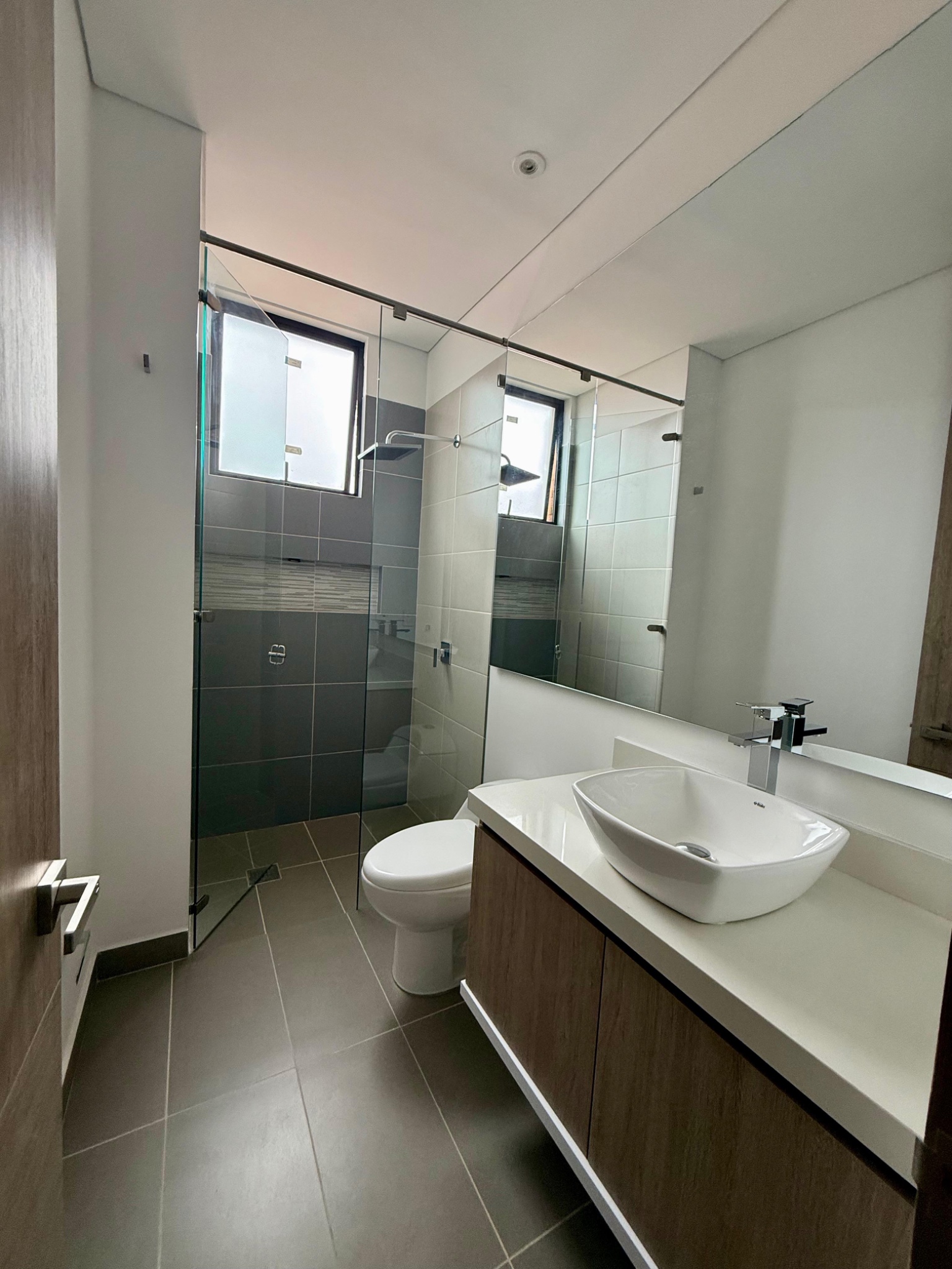 Apartamento en arriendo en La Carolina, Bogotá · foto 9 de 22