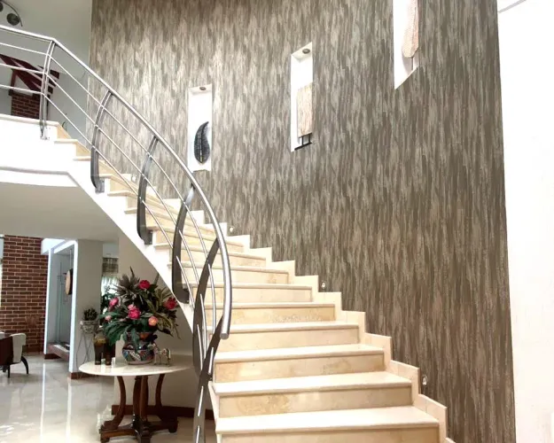 Casa de 6 alcobas en venta en Escobero, Envigado, 656 m² · foto 6 de 24