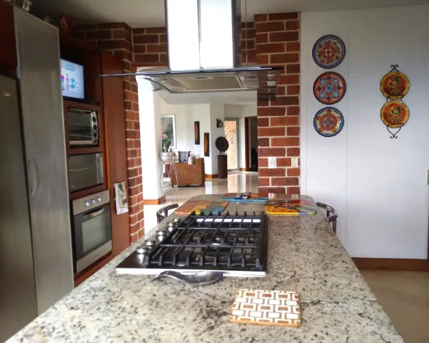 Casa de 6 alcobas en venta en Escobero, Envigado, 656 m² · foto 13 de 24