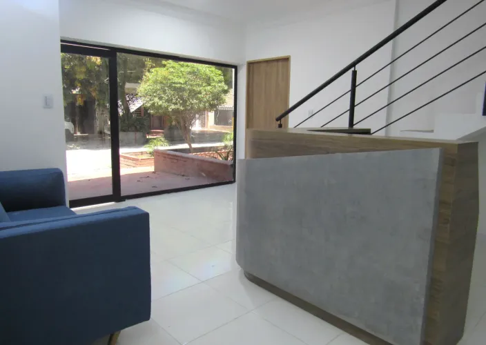 Consultorio en arriendo en Los Colores, Medellín, 12 m² · foto 10 de 24