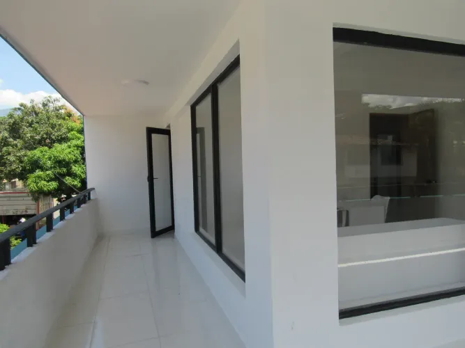 Consultorio en arriendo en Los Colores, Medellín, 12 m² · foto 19 de 24