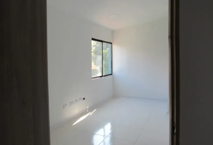 Consultorio en arriendo en Los Colores, Medellín, 12 m² · foto 23 de 24