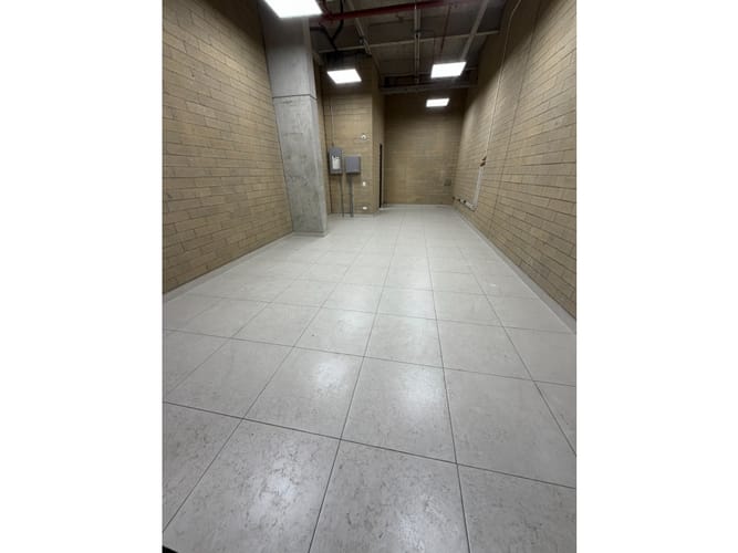 Local en arriendo en Noel, Medellín, 48 m² · foto 2 de 4