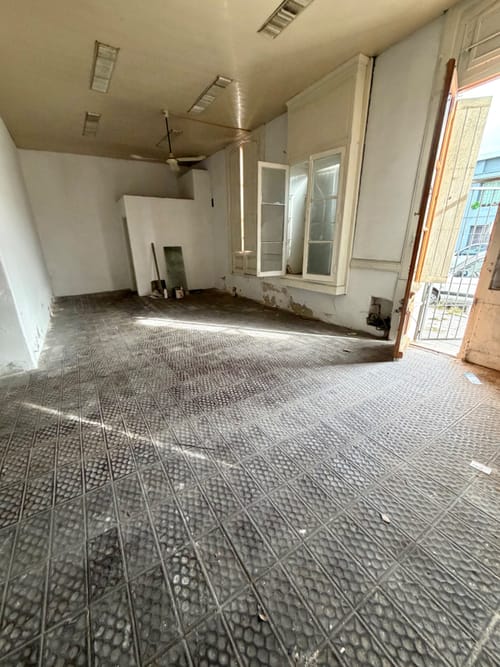 Alquilo excelente local esquina próximo al Palacio Legislativo de 50m2 · Foto 5