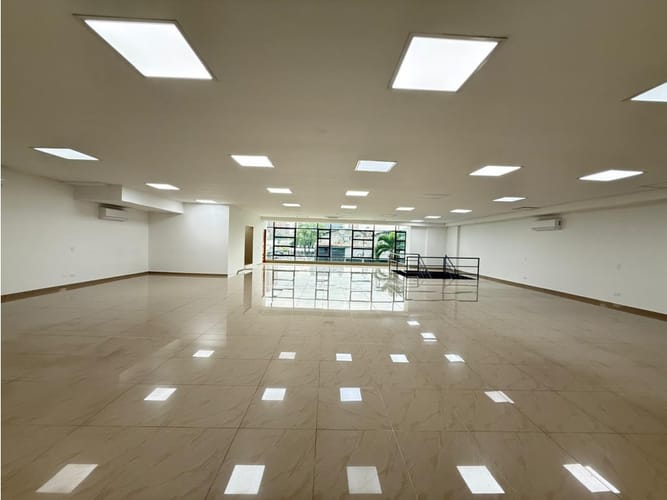 Oficina en arriendo en Noel, Medellín, 272 m² · foto 5 de 5