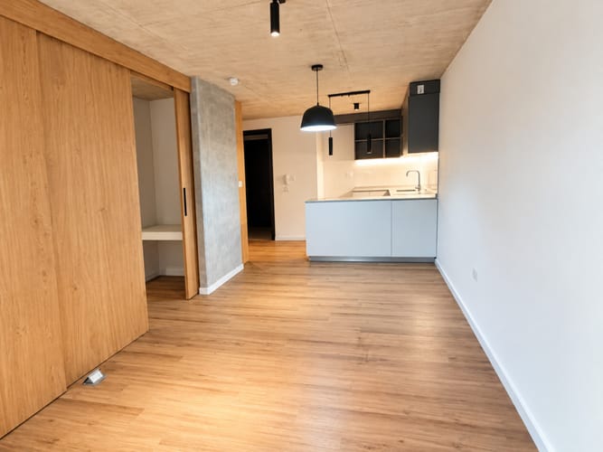Alquiler Apartamento De 1 Dormitorio Con Balcón Al Frente En Centro · Foto 5