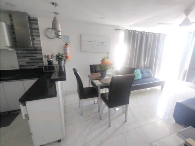 Apartamento de 1 alcoba en venta en El Laguito, Cartagena, 53 m² · foto 8 de 18