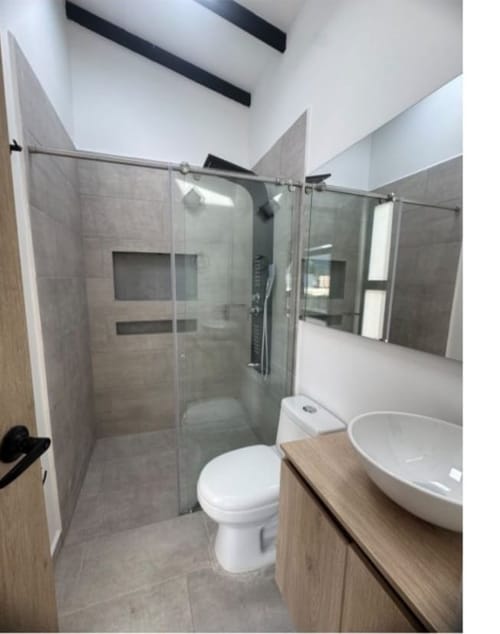 Casa de 3 alcobas en venta en La Ceja, 127 m² · foto 4 de 23