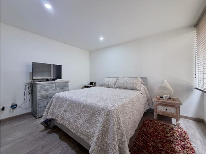 Apartamento de 3 alcobas en venta en Bella Suiza, Bogotá, 152 m² · foto 11 de 15