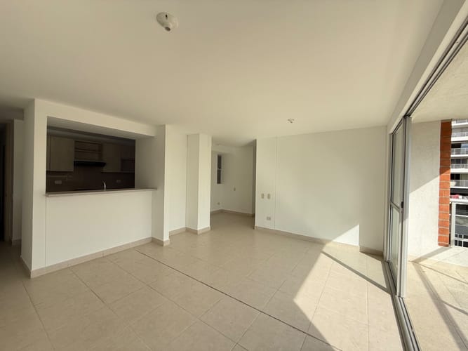 Apartamento en venta en Valle Del Lili, Cali · foto 2 de 21