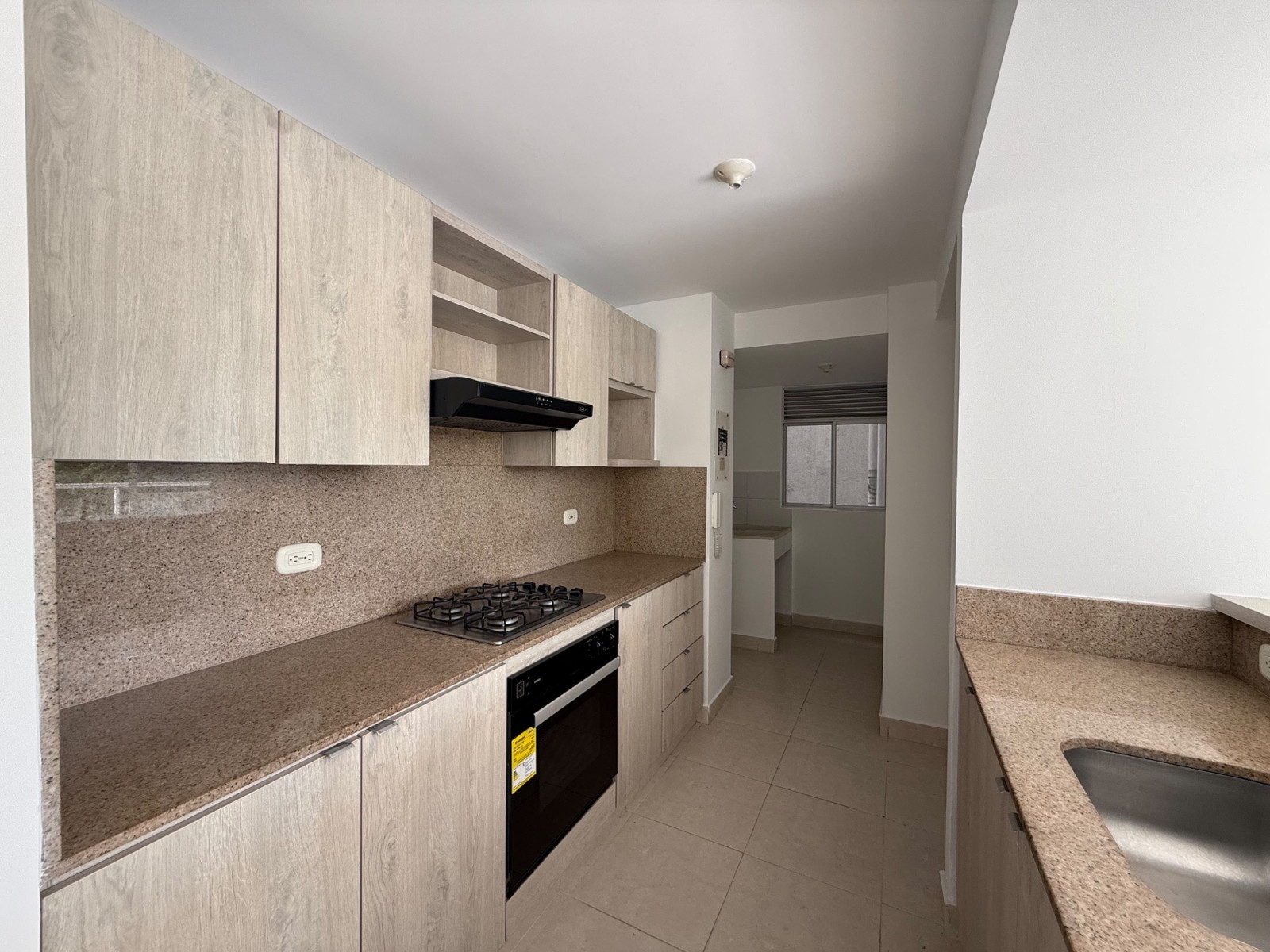 Apartamento en venta en Valle Del Lili, Cali · foto 6 de 21