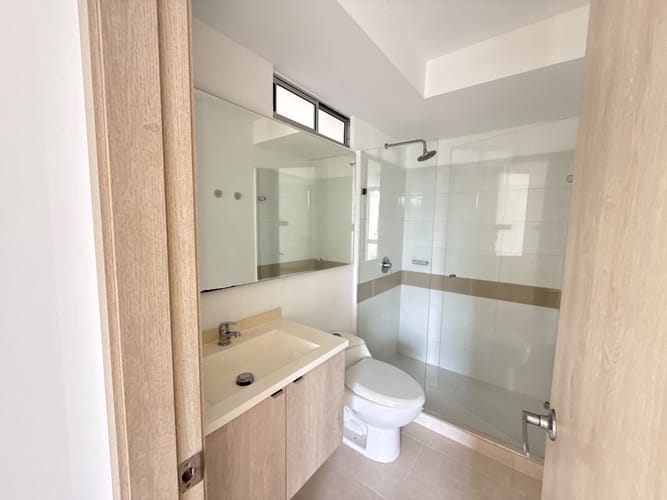 Apartamento en venta en Valle Del Lili, Cali · foto 10 de 21