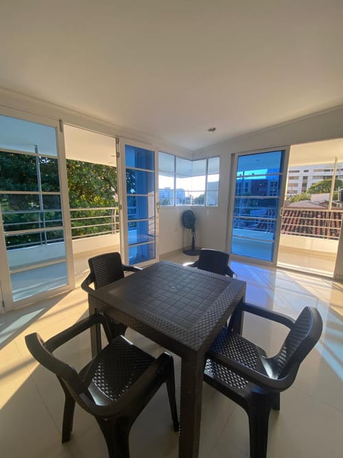 Edificio en venta en Rodadero, Santa Marta, 425 m² · foto 2 de 9