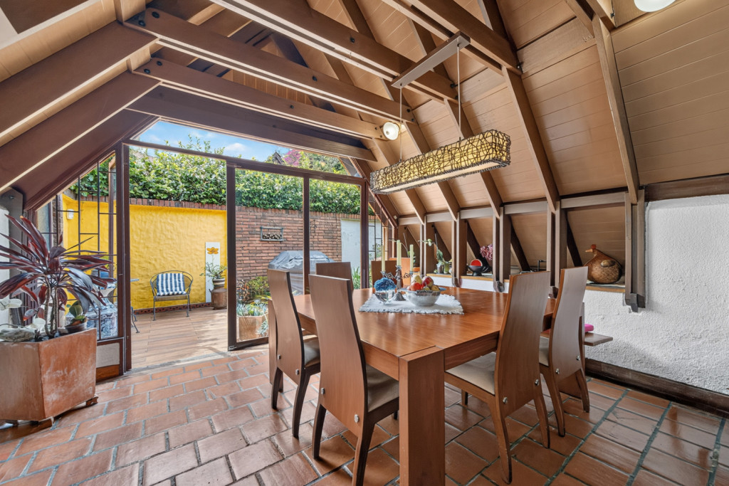 Casa en venta en Santa Barbara, Bogotá · foto 6 de 19