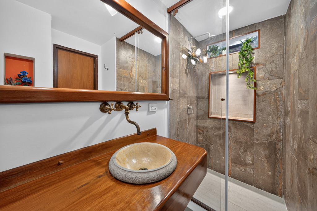 Casa en venta en Santa Barbara, Bogotá · foto 11 de 19