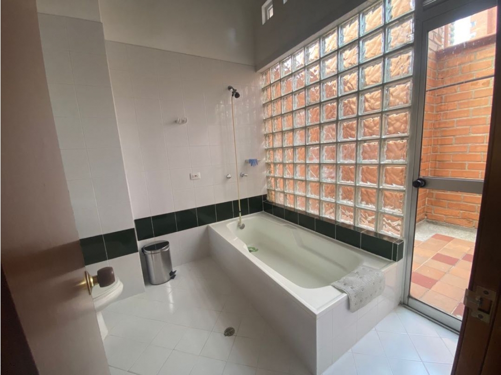 Apartamento en venta en Loma Del Indio, Medellín · foto 10 de 15
