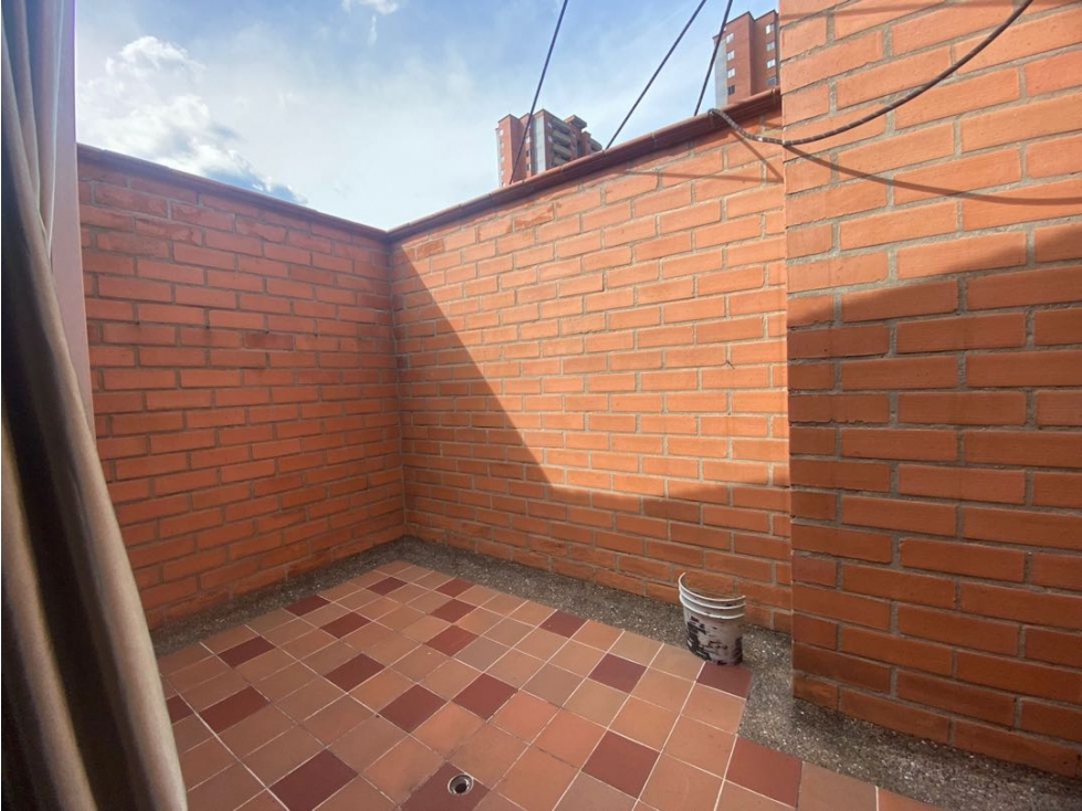 Apartamento en venta en Loma Del Indio, Medellín · foto 11 de 15