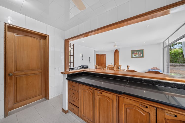 Casa de 4 alcobas en venta en Ricaurte, Ricaurte, 294 m² · foto 7 de 24