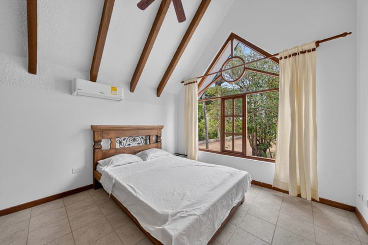 Casa de 4 alcobas en venta en Ricaurte, Ricaurte, 294 m² · foto 12 de 24