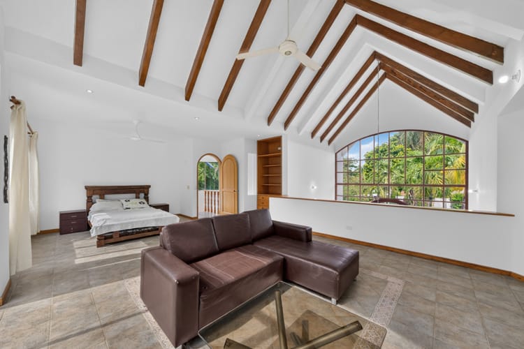Casa de 4 alcobas en venta en Ricaurte, Ricaurte, 294 m² · foto 13 de 24