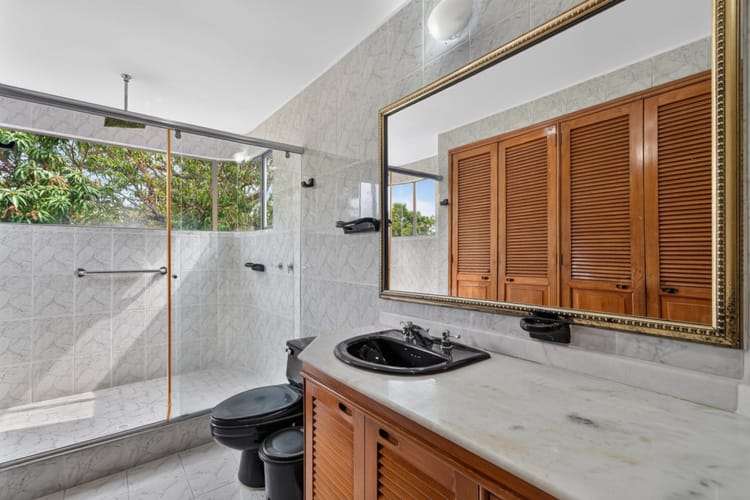 Casa de 4 alcobas en venta en Ricaurte, Ricaurte, 294 m² · foto 15 de 24