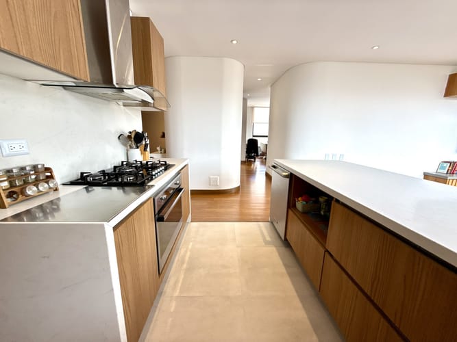 Apartamento de 3 alcobas en venta en Santa Bibiana, Bogotá, 146 m² · foto 10 de 24