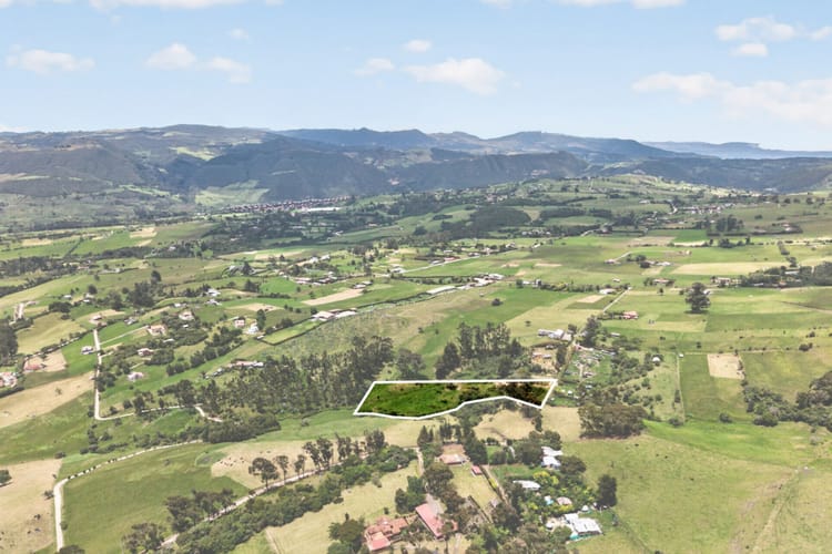 Lote en venta en Centro, La Calera, 7785 m² · foto 7 de 13