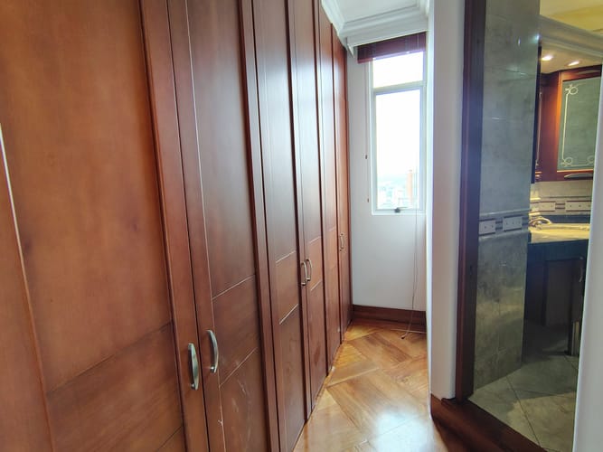 Apartamento en venta en Los Rosales, Bogotá · foto 18 de 24