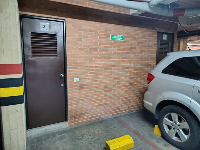Apartamento en venta en Los Rosales, Bogotá · foto 19 de 24