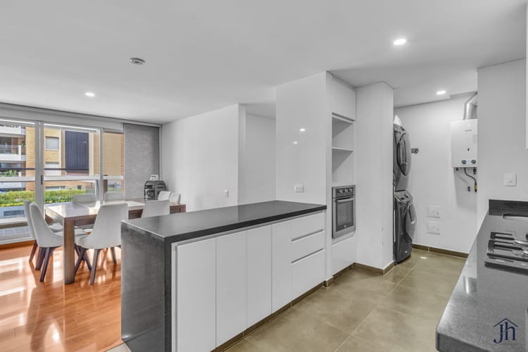 Apartamento en venta en Cantalejo, Bogotá · foto 2 de 18