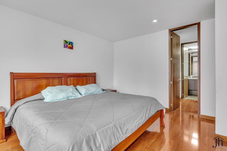 Apartamento en venta en Cantalejo, Bogotá · foto 7 de 18