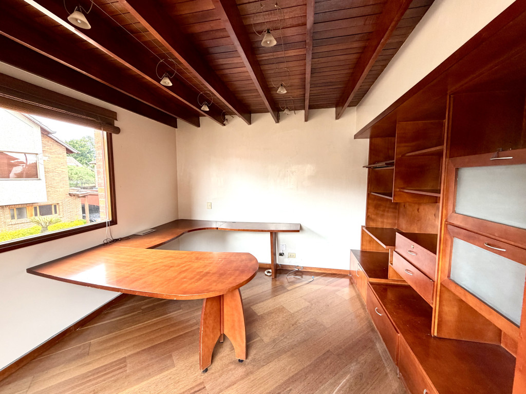 Casa en venta en San Jose De Bavaria, Bogotá · foto 12 de 24