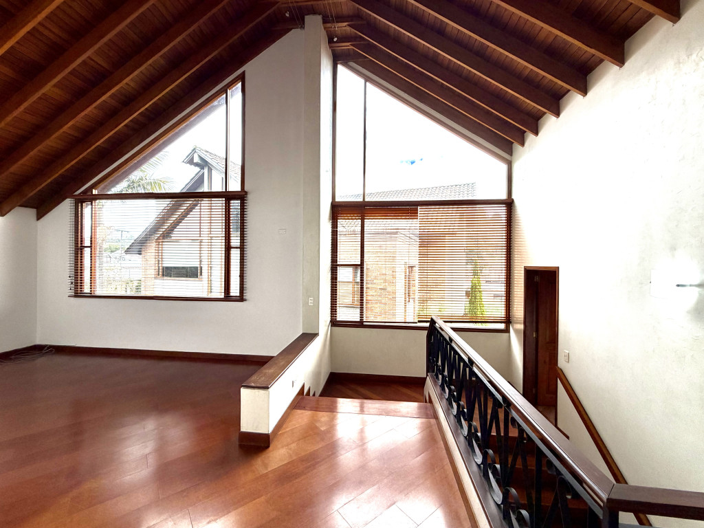 Casa en venta en San Jose De Bavaria, Bogotá · foto 13 de 24