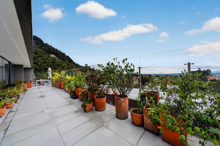 Apartamento de 3 alcobas en venta en Los Rosales, Bogotá, 308 m² · foto 5 de 20