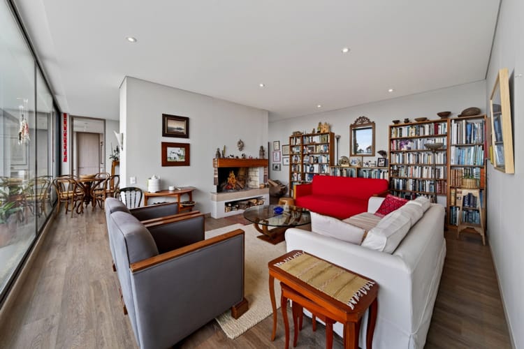 Apartamento de 3 alcobas en venta en Los Rosales, Bogotá, 308 m² · foto 11 de 20