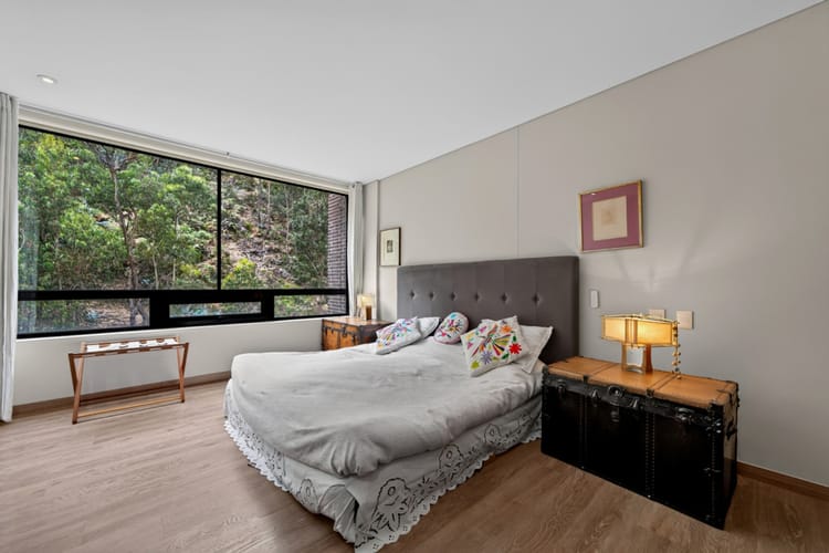 Apartamento de 3 alcobas en venta en Los Rosales, Bogotá, 308 m² · foto 13 de 20