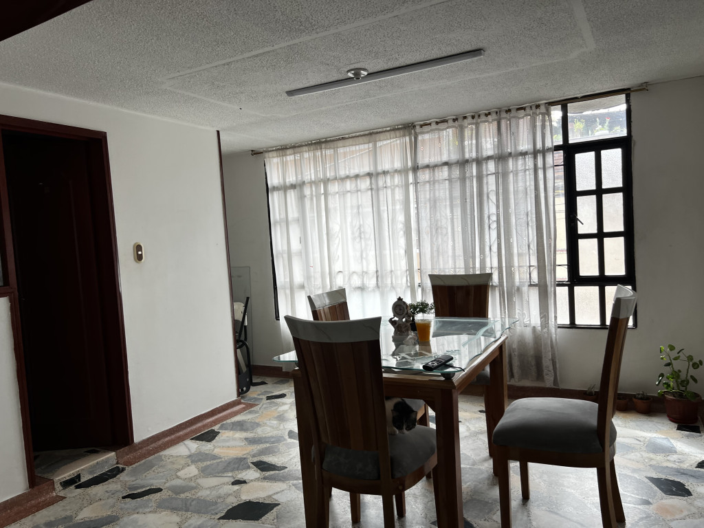 Casa en venta en Las Acacias, Bogotá · foto 8 de 12