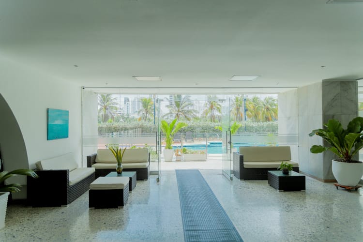 Local en venta en El Laguito, Cartagena, 55 m² · foto 3 de 6
