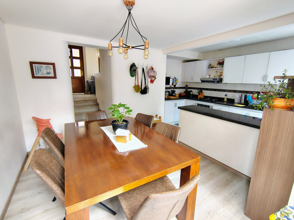 Casa en venta en Cedritos, Bogotá · foto 9 de 22
