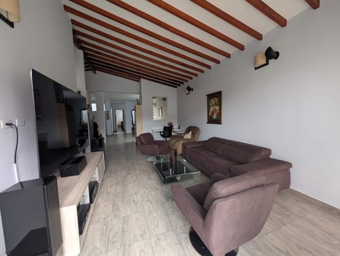 Apartamento de 2 alcobas en venta en Villa Hermosa, Medellín, 180 m² · foto 6 de 24