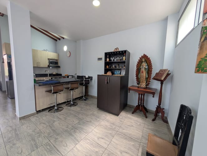 Apartamento de 2 alcobas en venta en Villa Hermosa, Medellín, 180 m² · foto 15 de 24