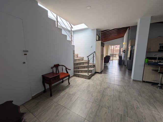 Apartamento de 2 alcobas en venta en Villa Hermosa, Medellín, 180 m² · foto 19 de 24