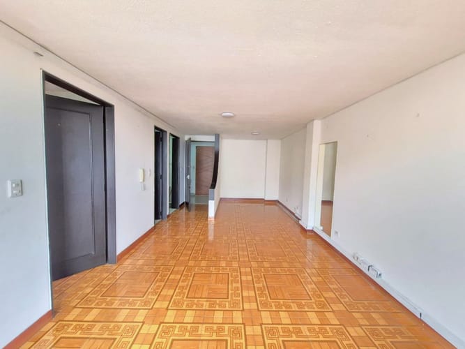 Apartaestudio en venta en Chapinero, Bogotá, 48 m² · foto 7 de 11