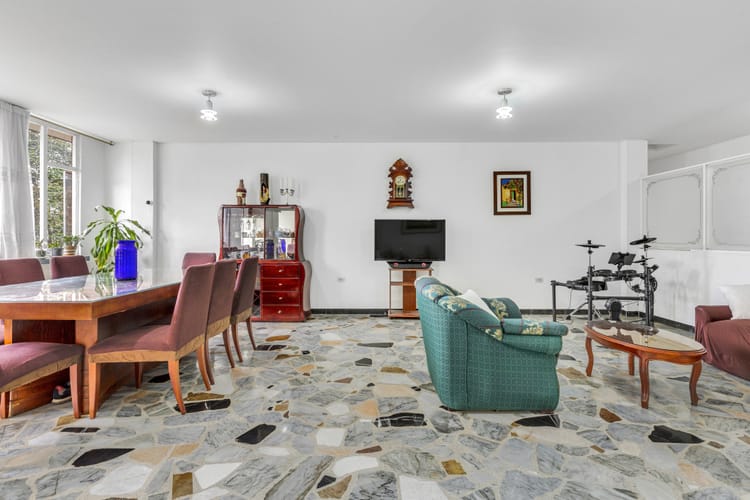 Apartamento de 4 alcobas en venta en Las Orquideas, Bogotá, 166 m² · foto 2 de 13